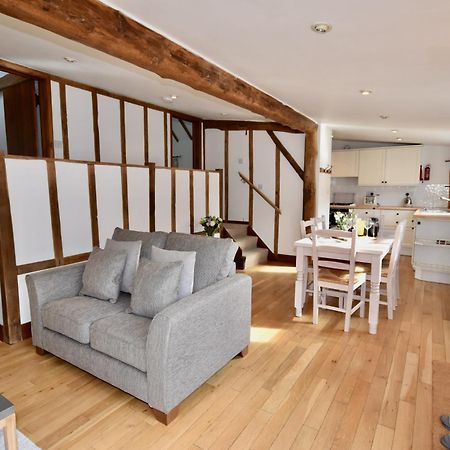 רייד Little Upton Farm Cottages מראה חיצוני תמונה