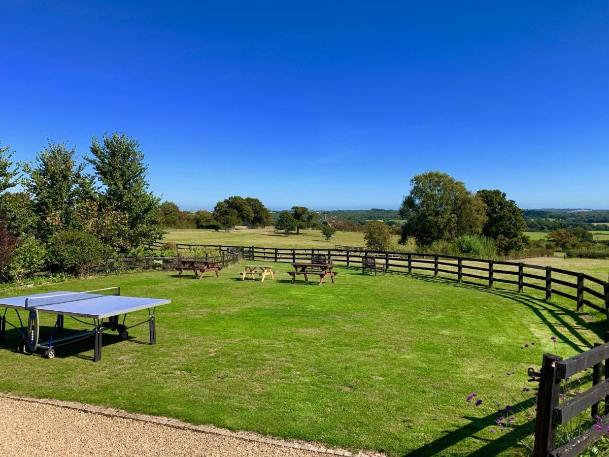 רייד Little Upton Farm Cottages מראה חיצוני תמונה
