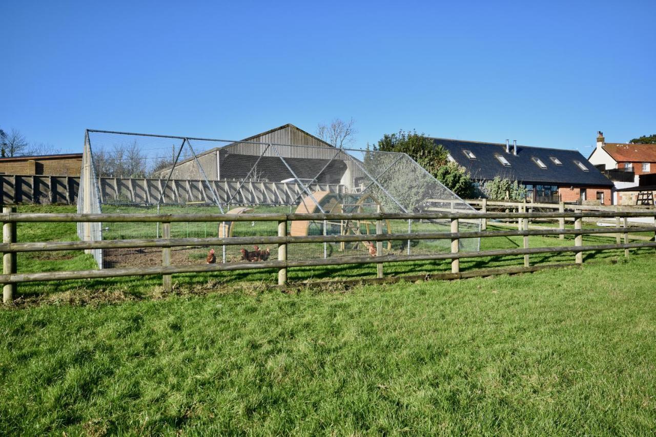 רייד Little Upton Farm Cottages מראה חיצוני תמונה
