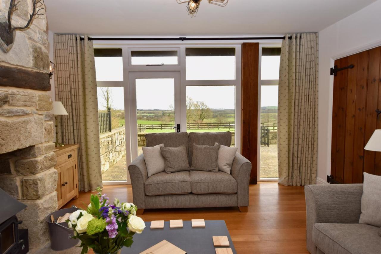 רייד Little Upton Farm Cottages מראה חיצוני תמונה