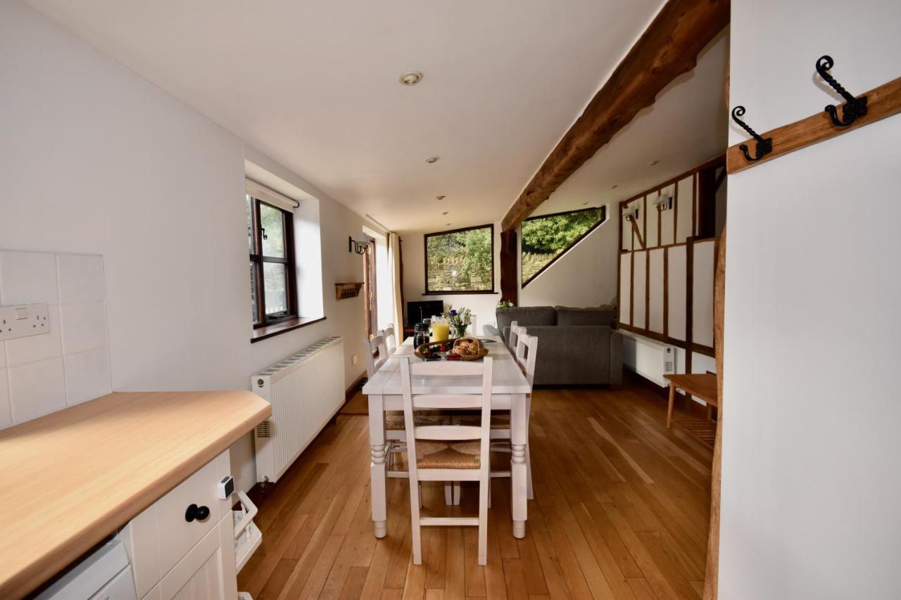 רייד Little Upton Farm Cottages מראה חיצוני תמונה