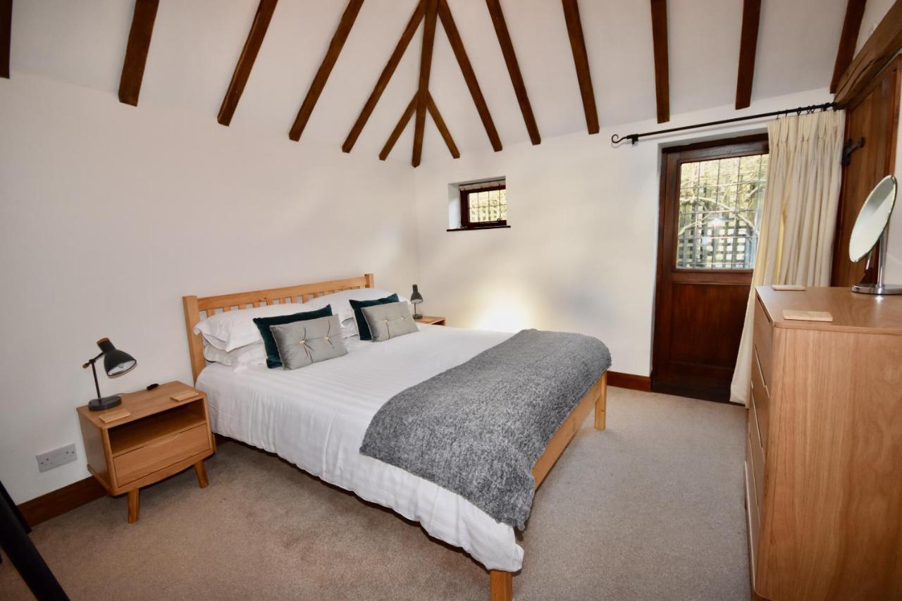 רייד Little Upton Farm Cottages מראה חיצוני תמונה