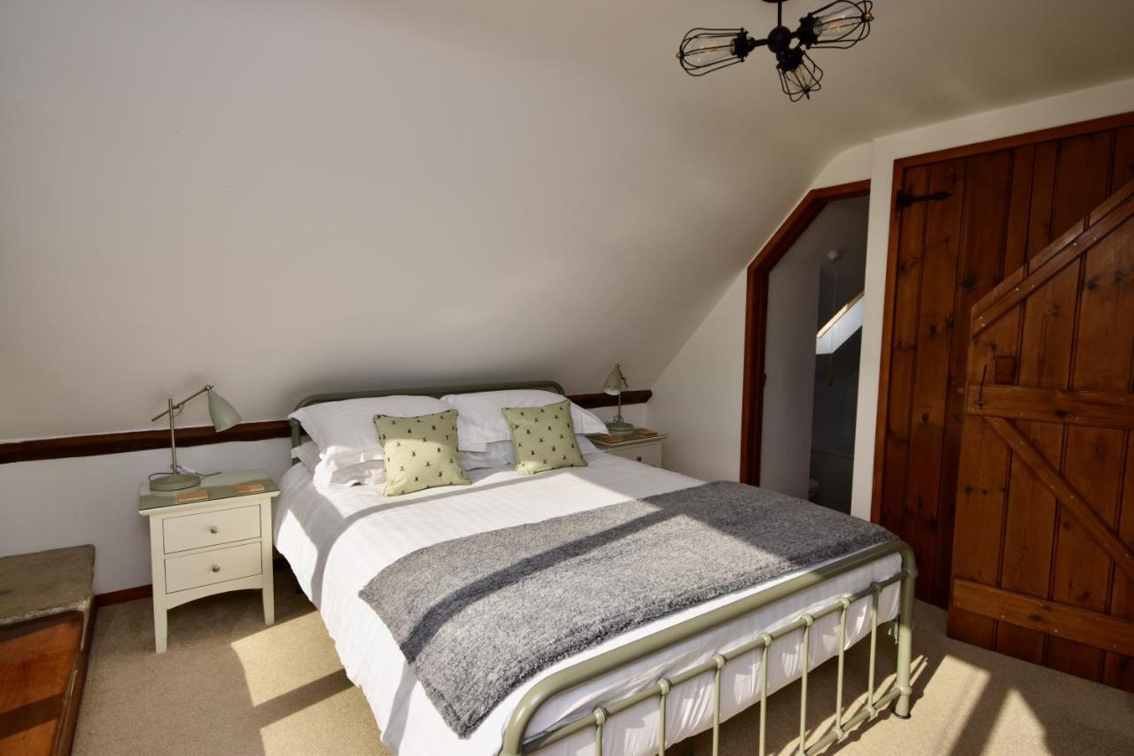 רייד Little Upton Farm Cottages מראה חיצוני תמונה